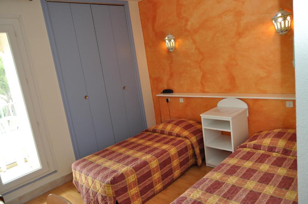 Les Mimosas Hotell Lunel  Rom bilde
