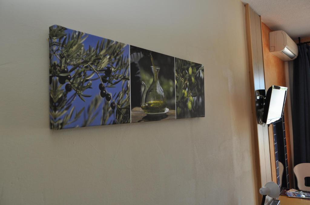 Les Mimosas Hotell Lunel  Rom bilde